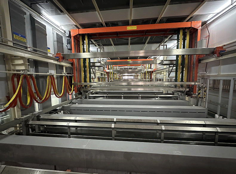 龍門(mén)桿件電泳線(xiàn)